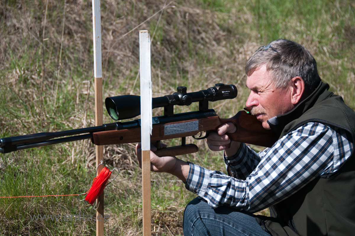 Ülo Lesta, Weihrauch HW 97 K, Nikko Stirling Nighteater 8-32x60